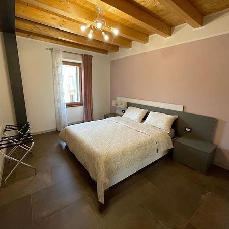 Dimora Rosso San Zeno - Wifi Veloce E Adatto Per Famiglie 베로나 외부 사진