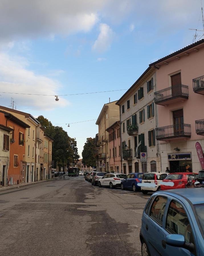 Dimora Rosso San Zeno - Wifi Veloce E Adatto Per Famiglie 베로나 외부 사진